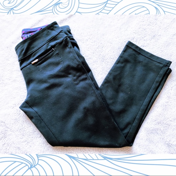#6 😀 Free with Purchase: Petit Aerie Workout Crop Pant - Picture 2 of 13